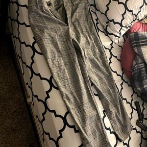 Plaid pants with stripe